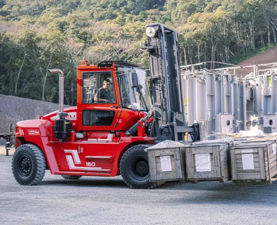Empilhadeira a Combustão Big Truck C Heli